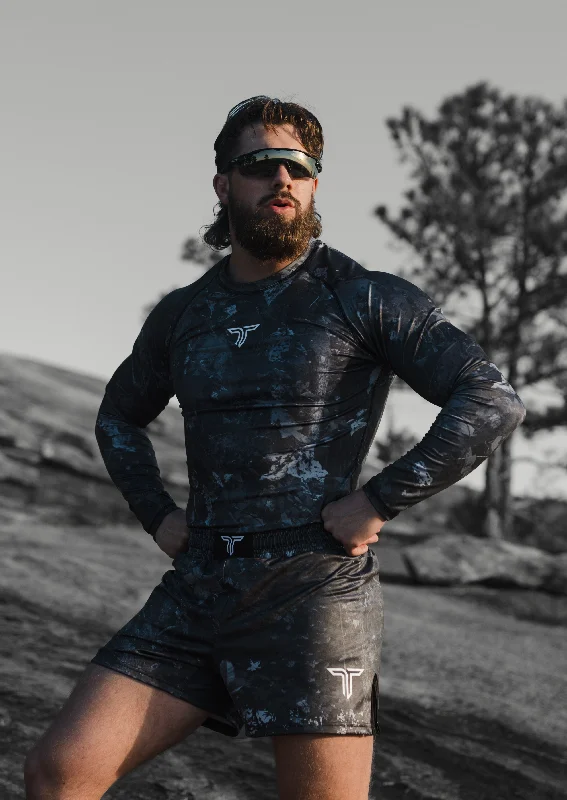 Blackout Hunter Camo Long-Sleeve Rashguard